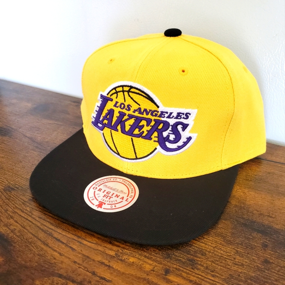 Los Angeles Lakers Mitchell & Ness Adjustable Snapback Hat Cap Gold & Black